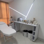  کلینیک لیزر پوست و زیبایی نوين اسکین