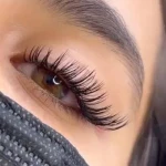  آموزشگاه و سالن زیبایی آوید