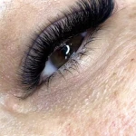 مرکز تخصصی ناخن ‌‌مژه فائزه کرم