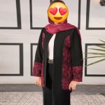  آموزشگاه خیاطی و جواهر دوزی سوزن طلایی