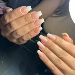  سالن و آموزشگاه مراقبت و زیبایی  صورتی