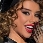 مرکز تخصصی میکاپ عروس سلماز اقاجانی