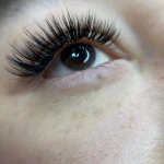  سالن زیبایی  وی آی پی  لیانا