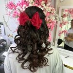سالن زیبایی لی لی