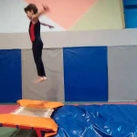 باشگاه رزمی و ورزشی پیروزان