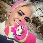 سالن تخصصی کاشت ناخن نینا