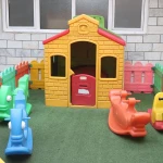 آموزشگاه زبان کودکان و پیش دبستانی کلبه