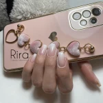  کلینیک ناخن و مژه "ری را"